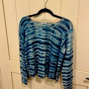 Black and blue cashmere sweater. Perfect for fall!  Barely worn.  Wendy Foster